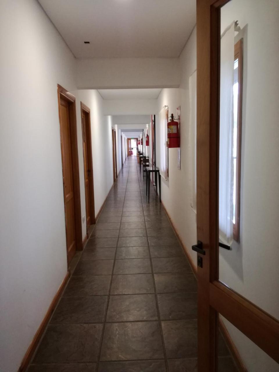 Hosteria Aca Al Sur Вілья-Ла-Ангостура Екстер'єр фото